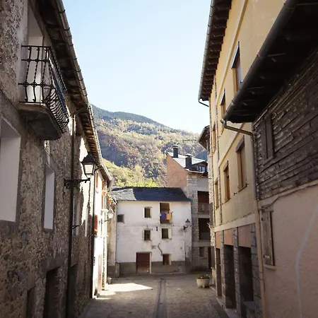 Apartment Casa Chispa Cuarenta Y Seis Benasque